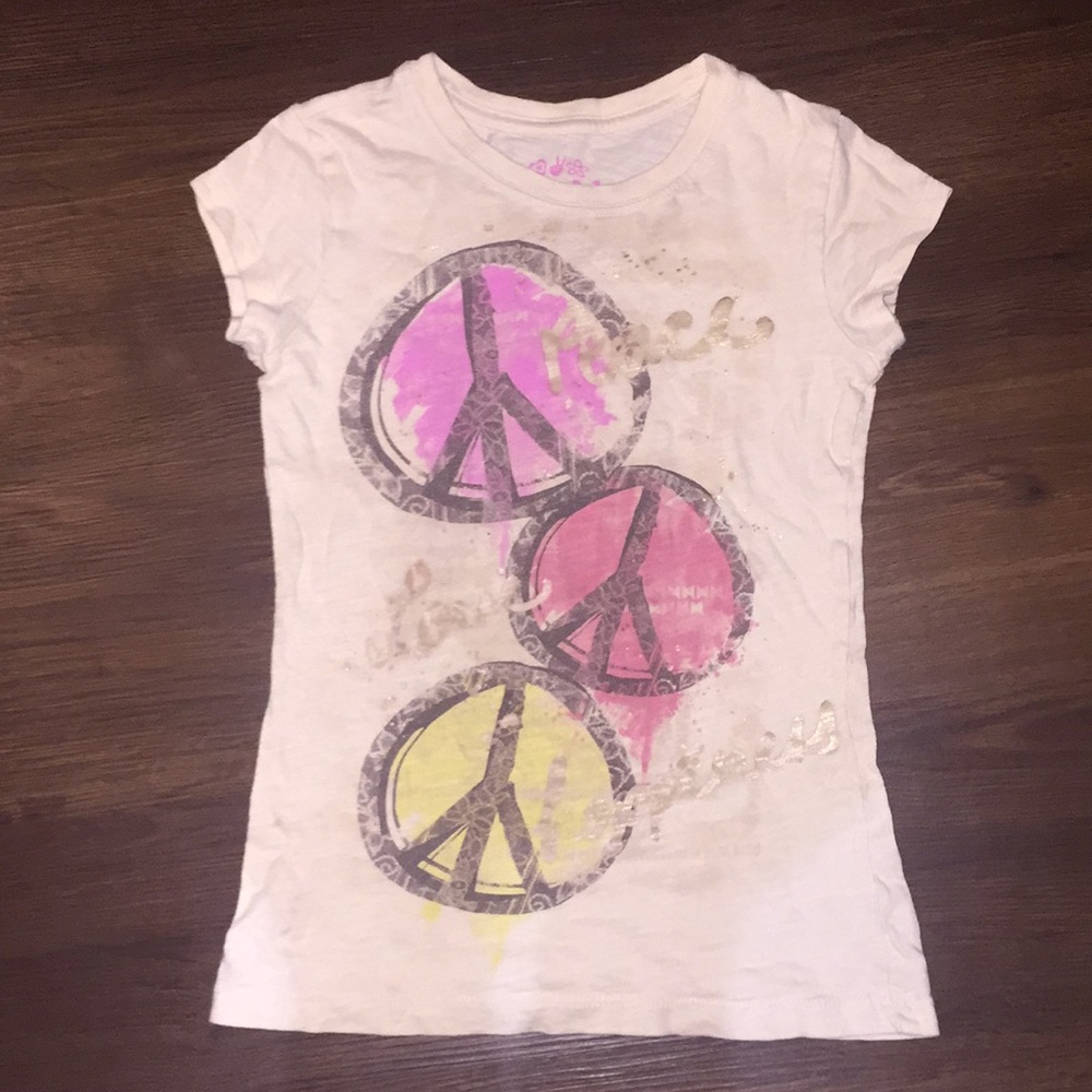 🌸Peace tee shirt girls size 7/8